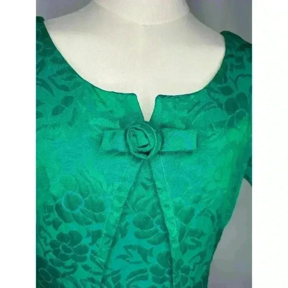 1960s Green Blue Silky Brocade Peck + Peck Cocktail Dress - Picture 7 of 13